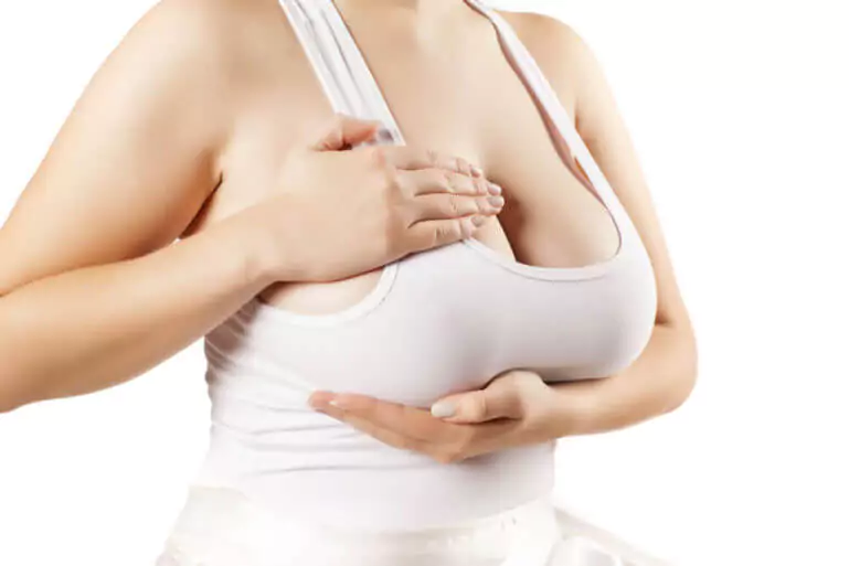 Makromastie (zu große Brüste) – Ursachen & Behandlung
